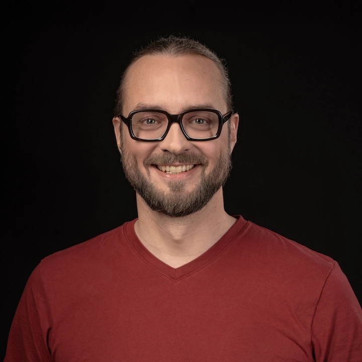 Portrait of Matthias Walter, Co‑Founder & CEO at run_as_root